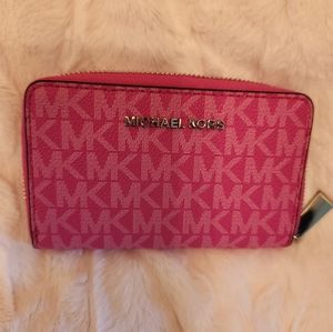 Michael Kors Jet Set Small Zip Around Card Case